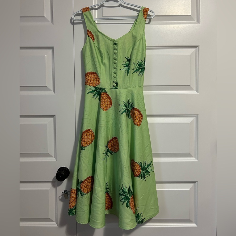 Retro Tropical Pineapple Print Midi Dress with Covered Buttons